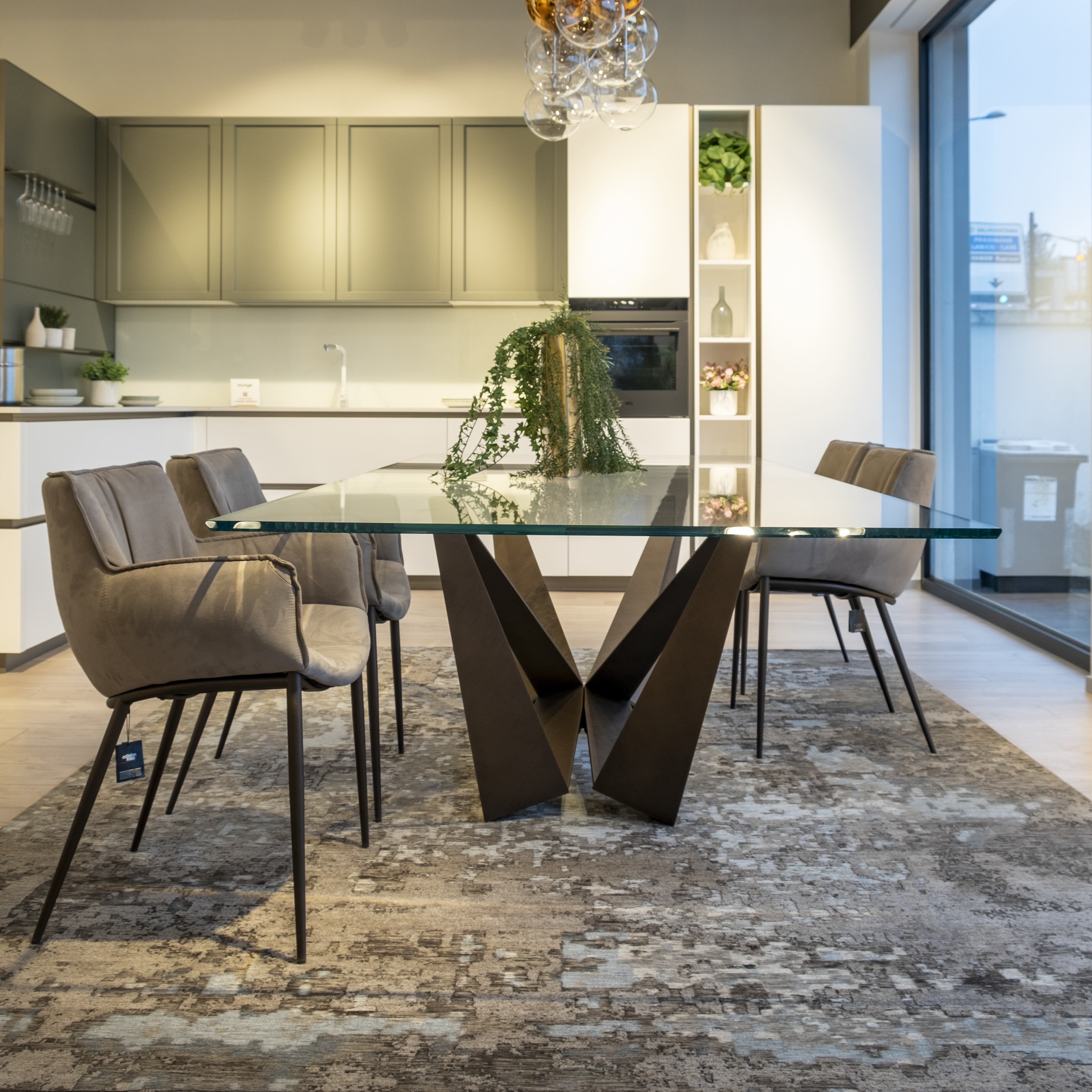 Showroom 6